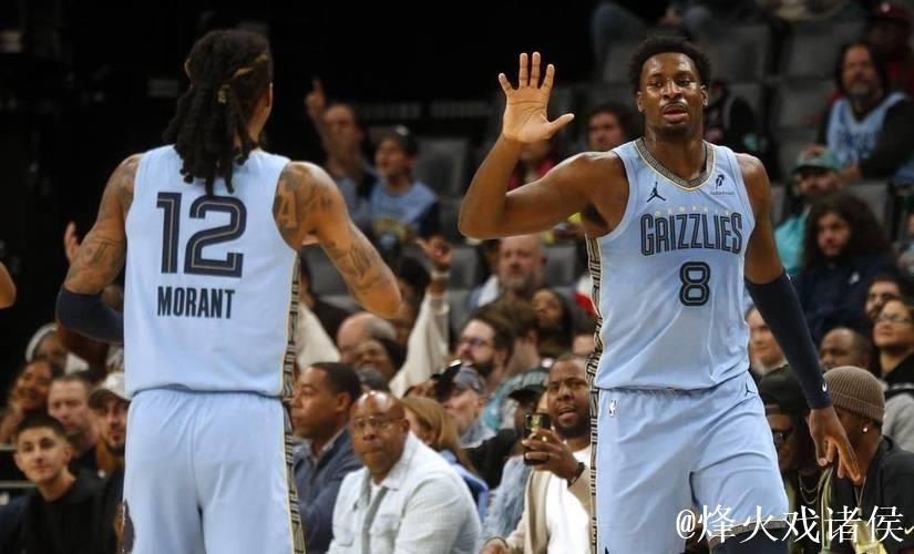 约翰逊32+15+8莫兰特23+12 老鹰力克灰熊终结4连败 约翰逊32+15+8莫兰特23+12 老鹰力克灰熊终结4连败