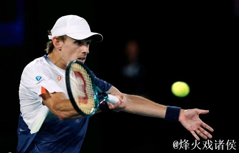 辛纳2-0德米纳尔 连续3年挺进年终总决赛争冠战 辛纳2-0德米纳尔 连续3年挺进年终总决赛争冠战